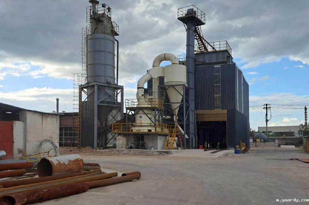 雷蒙磨粉机：莹石加工的优选设备