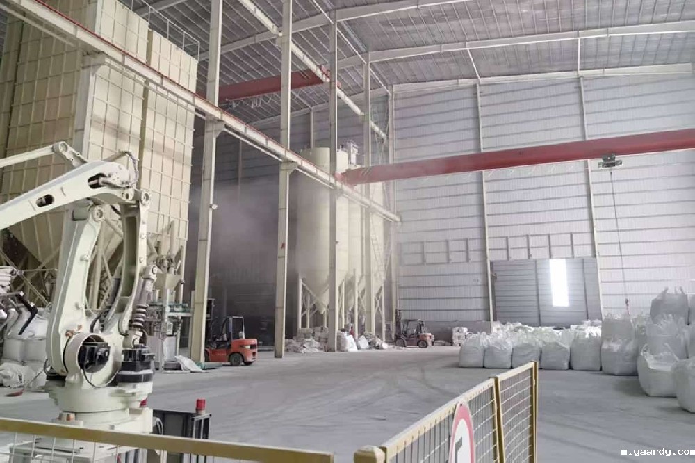 南阳超细磨粉机加工碳酸钙现场